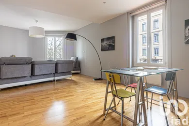 Apartment at Lyon (69008)