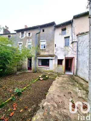 Village house at Thénezay (79390)