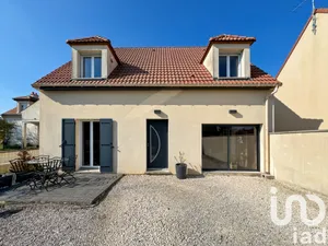 Maison à Champdeuil (77390)