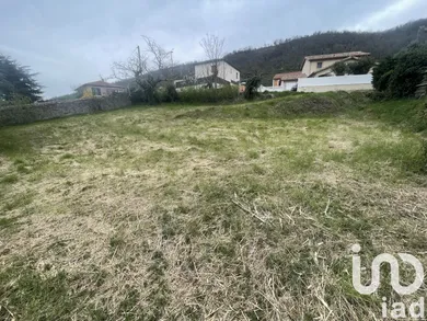 Terrain à bâtir à Laveyron (26240)