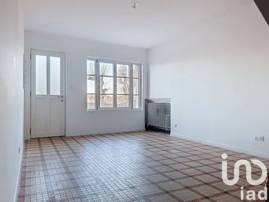 Townhouse in Provins (77160)