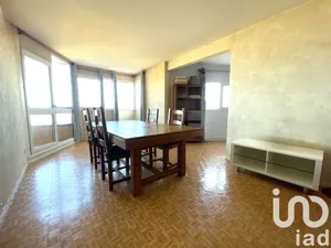 Appartement à Champs-sur-Marne (77420)