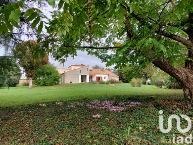 Maison d'architecte à Orée d'Anjou (49270)