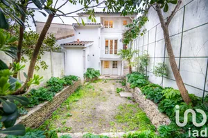 Maison de ville à Bordeaux (33800)
