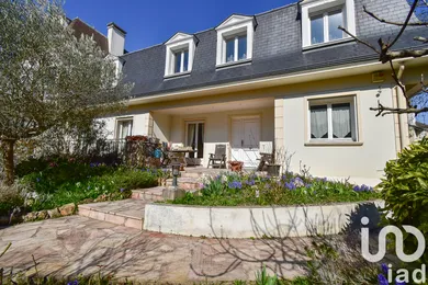 Maison traditionnelle à Le Raincy (93340)