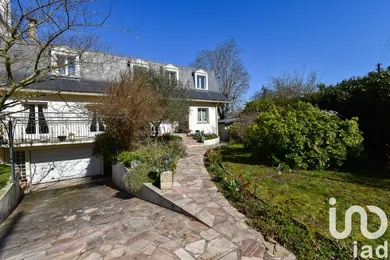 Traditional house at Le Raincy (93340)