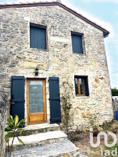 Maison de village à Sainte-Eulalie-de-Cernon (12230)