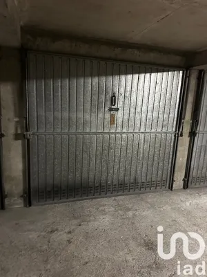 Parking à Villeurbanne (69100)