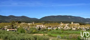 Building plot at Cucuron (84160)