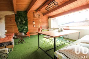 Duplex at Auriol (13390)