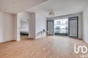 Apartment at Chessy (77700)