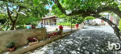 Mansion in Montredon-des-Corbières (11100)