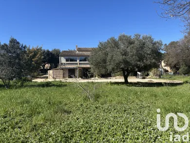 Building at Bormes-les-Mimosas (83230)