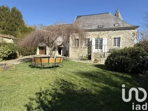 Mansion at Coulonges-Cohan (02130)