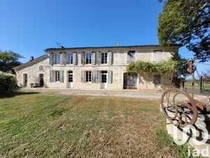 Traditional house at Saint-Sulpice-de-Cognac (16370)