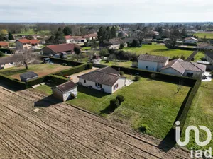 Maison traditionnelle à Bâgé-Dommartin (01380)