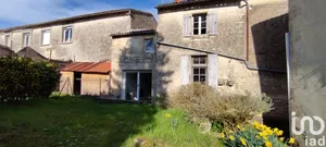 Immeuble à Aulnay (17470)