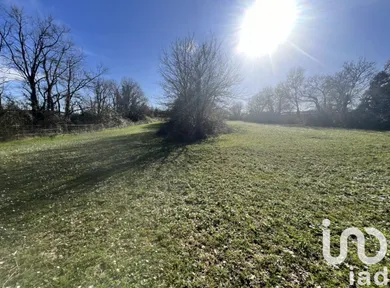 Terrain à Saint-Pierre-de-l'Isle (17330)