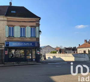Building at Brienon-sur-Armançon (89210)