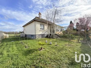 Village house at Mouliherne (49390)