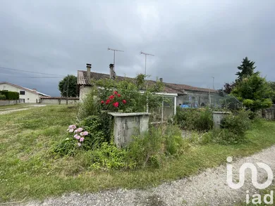 Maison de village à Le Fouilloux (17270)