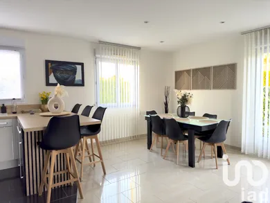 House at Montsuzain (10150)