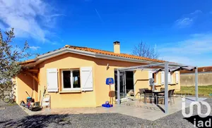 House at Soues (65430)