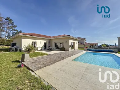 House at Peaugres (07340)