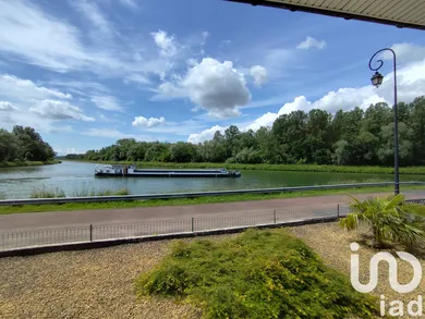 Detached house at Pont-l'Évêque (60400)