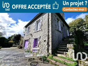 Village house at Plouyé (29690)