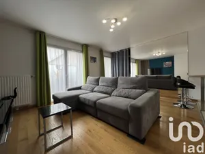 Apartment at thiais (94320)