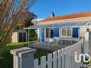 House at Le Perrier (85300)