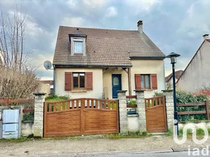 Maison traditionnelle à Groslay (95410)