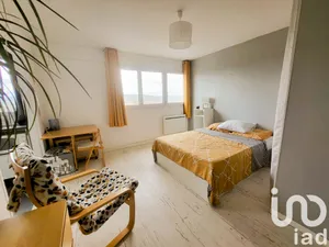Studio à AUBERGENVILLE (78410)