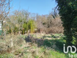 Terrain à bâtir à Saint-Pierre-lès-Nemours (77140)