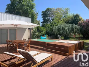 Apartment at Bordeaux (33000)