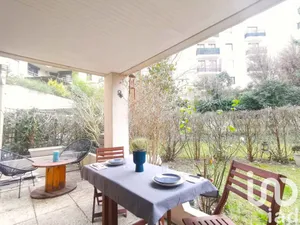 Apartment in Suresnes (92150)