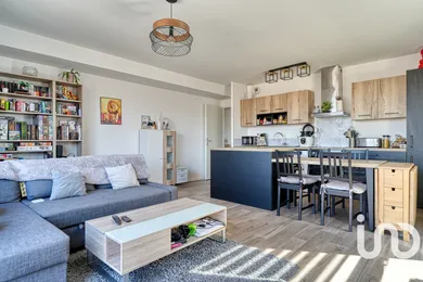 Apartment at Carrières-sous-Poissy (78955)