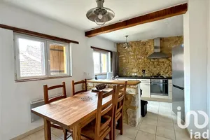 Apartment in Saint-Julien-de-Peyrolas (30760)