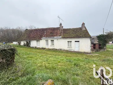 Longere at Chançay (37210)