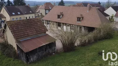 Village house at Monetay sur Loire (03470)