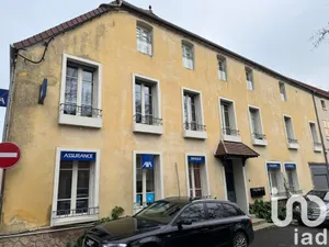 Building at Sézanne (51120)