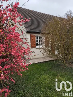 Maison traditionnelle à Catenoy (60840)