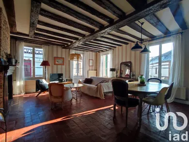 Village house at Mesnils-sur-Iton (27240)