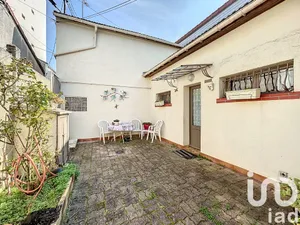 Townhouse at Montreuil (93100)
