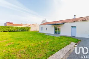 Maison à Nalliers (85370)