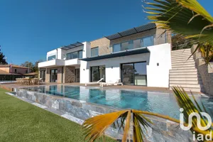 House at Roquebrune-sur-Argens (83380)
