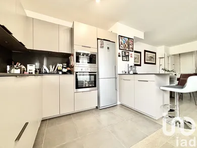 Apartment in Nogent-sur-Marne (94130)