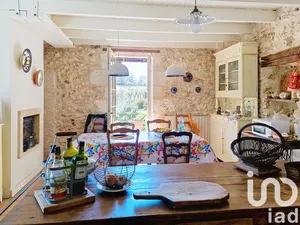 Maison de campagne à La Roquille (33220)