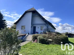Maison traditionnelle à Lacadée (64300)